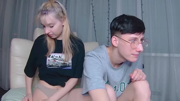 williamandmia  30-05-2023 kissing Couples
