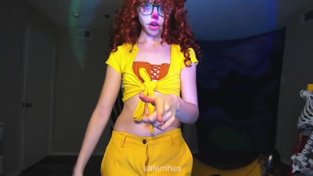 salemhex  04-06-2023 spanking Females