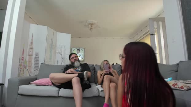 cheeseburgerjesus  06-06-2023 prettyface Couples