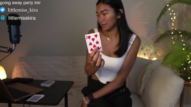 littlemiss_kira  14-06-2023 sexyfeet Females
