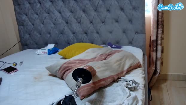 breelexy CamSoda 17-06-2023 kiss Females