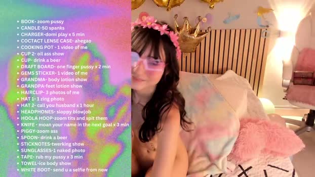 little_effy18  17-06-2023 striptease Females