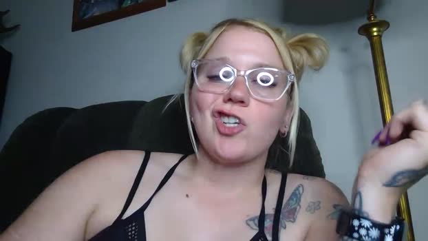 emmyxoxo82  21-06-2023 Ass Couples