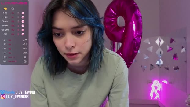 lily_ewing  25-06-2023 kiss Females