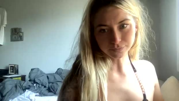 lovelyemiliax  26-06-2023 fuckme Females