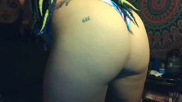 chaosgoddessnyx69  30-06-2023 suckshow Females