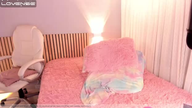 little_effy18  01-07-2023 Wet Females