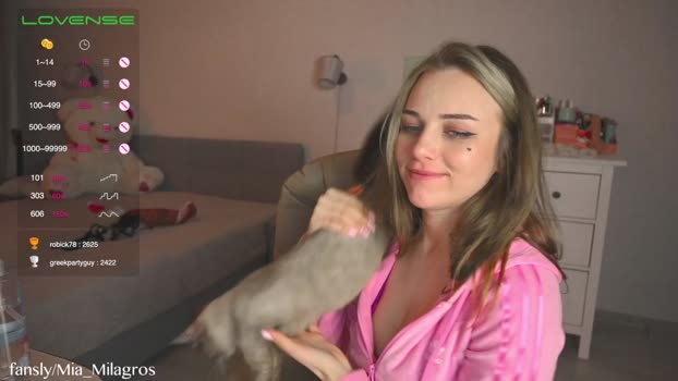 mia_milagros  02-07-2023 sexyfeet Females