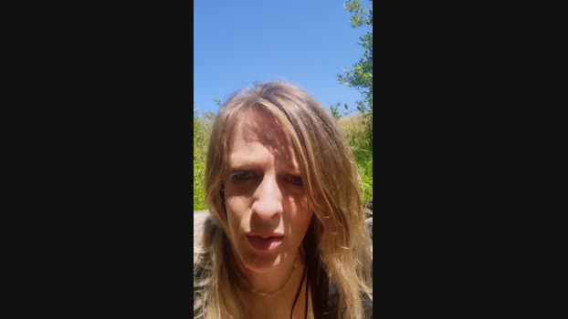 BlondSexxxy  06-07-2023 lick Females
