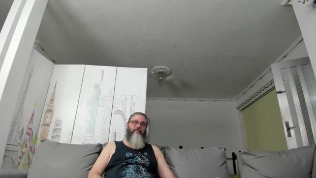 cheeseburgerjesus  15-07-2023 boobs Couples