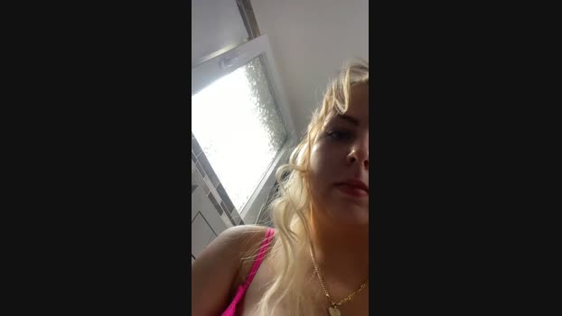 Livewithlucy  18-07-2023 hot Females