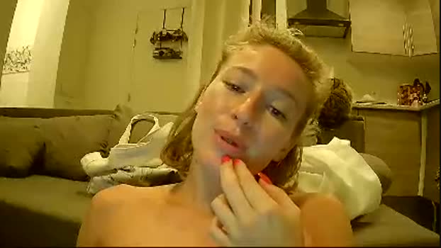 emma_wallace  23-07-2023 Nude Females
