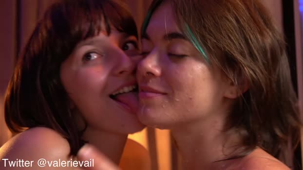 valerievail  30-07-2023 fuckher Couples