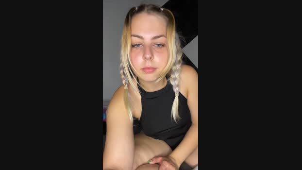 Livewithlucy  01-08-2023 Webcam Females