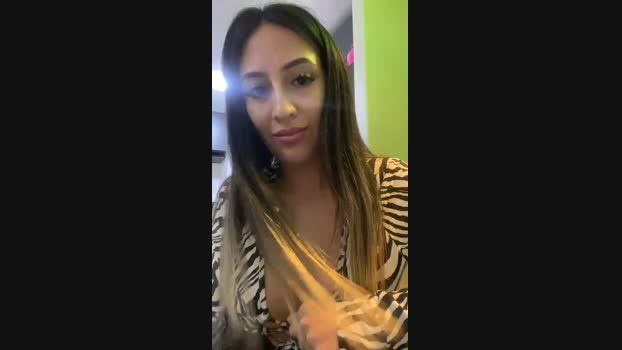 M_alanaH  02-08-2023 hot Females