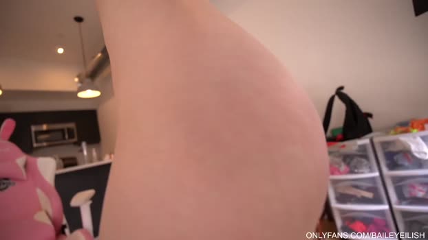 bailey_eilish  03-08-2023 naked Females