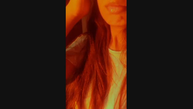 Aloneathome22  06-08-2023 sexybody Females