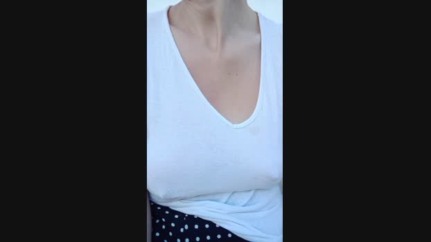 Lili12456  07-08-2023 horny Females