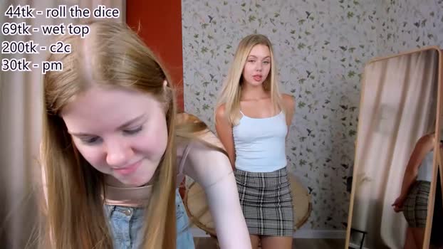 cassie_palmer  07-08-2023 lick Couples