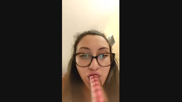 SweetVivian04  09-08-2023 love Females