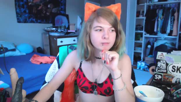 nami3neko  10-08-2023 ass Females