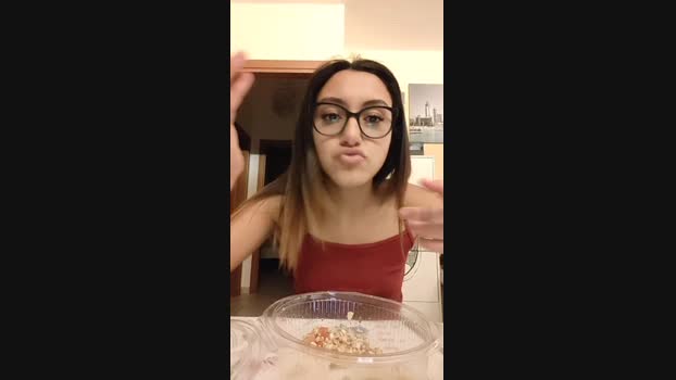 SweetVivian04  12-08-2023 fuckpussy Females