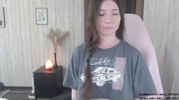 sexy_b0rsch  13-08-2023 fuck Females