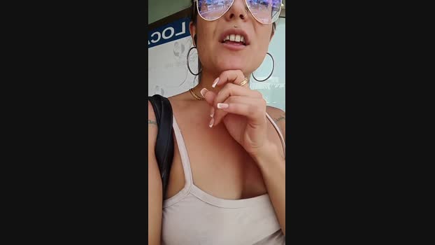 Mireya90  15-08-2023 hot Females