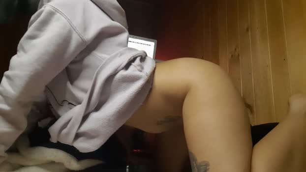 leonorfox  16-08-2023 fuckpussy Females