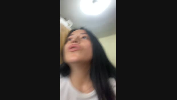 Briaana_cavanni  17-08-2023 suckcock Females