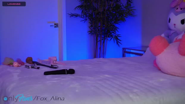 fox_alina  18-08-2023 spank Females