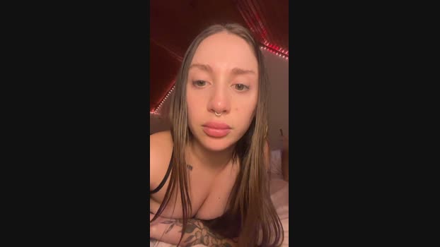 sucubo444  21-08-2023 bj-dildo Females