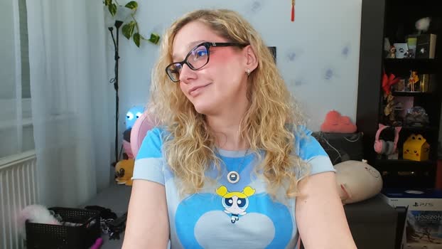 LunaNicole  22-08-2023 pussy Females