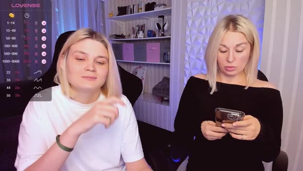 hottyblonds  27-08-2023 sexyfeet Couples