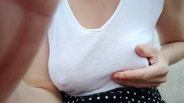 Lili12456  29-08-2023 bigboobs Females