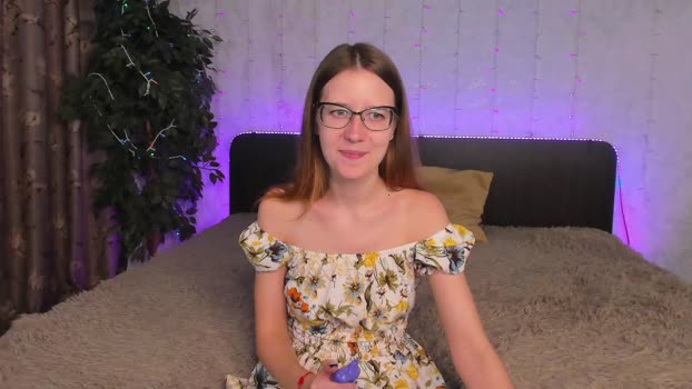 cutie_ariana_  28-08-2023 kissing Females