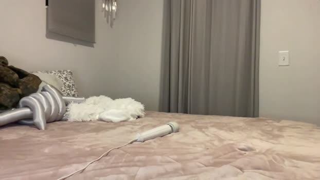 sluttylilsister  28-08-2023 Recorded Females