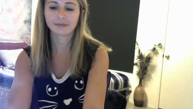italiansexualgoddess  03-09-2023 spank Females