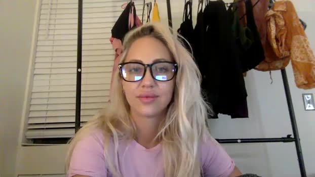 sofiebabexoxo  03-09-2023 XXX Females