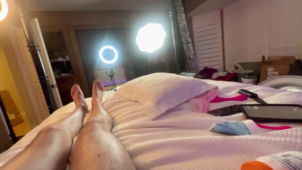 cult_barbie93  06-09-2023 jerkoff Couples