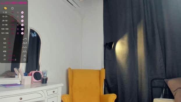 cute_caprice  08-09-2023 ass Females