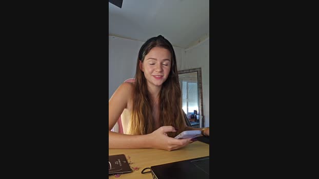 lucie_mehott  15-09-2023 Naked Females
