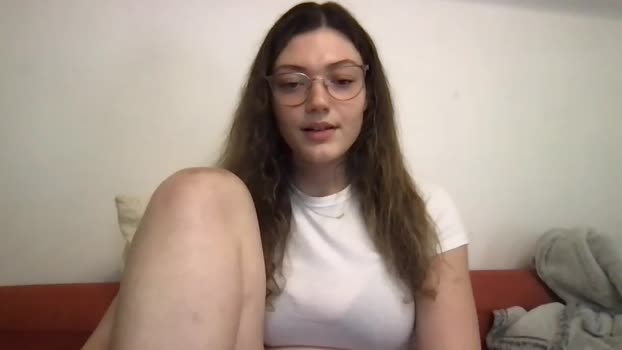 jacquelinexox  17-09-2023 sucktits Females