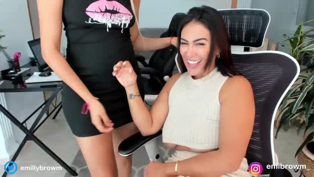 emillybrowm  19-09-2023 sex Couples