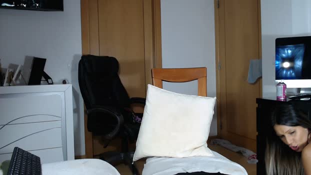 sofia_hot4  27-09-2023 gag Females