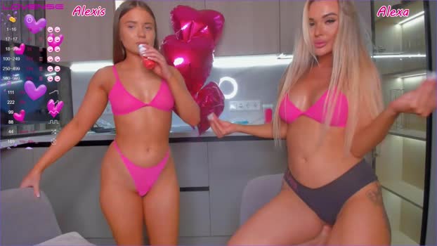wildsexalexandalexis  29-09-2023 show Couples
