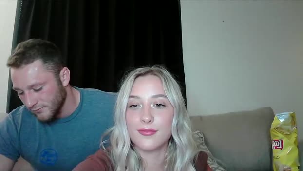 alex499990  04-10-2023 suckcock Couples