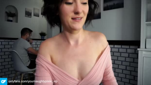 yournaughtypixie  04-10-2023 sexyfeet Couples