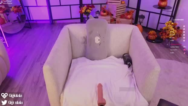 gigi_ulala  04-10-2023 kinky Females