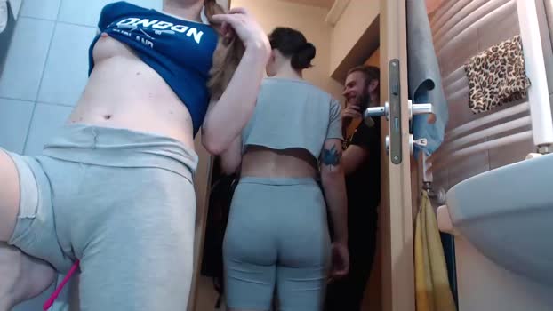 llovers4u2  05-10-2023 lick Couples